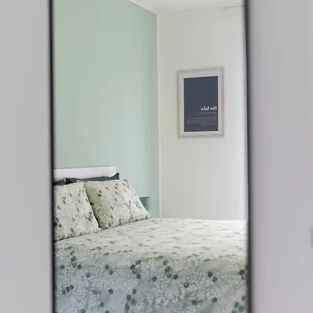 Penelope House Apartment